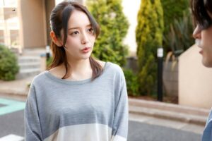 Ngoại tình cùng cô vợ hàng xóm xinh đẹp cạnh nhà khi chồng đi vắng